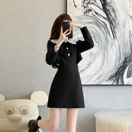 小香风黑色假两件连衣裙女早春装新款蕾丝领娃娃领收腰千金风短裙