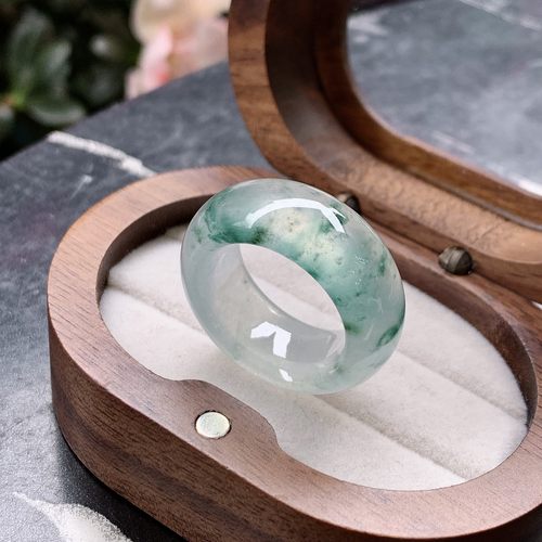 冰糯种飘绿花玉石戒指指环戒圈