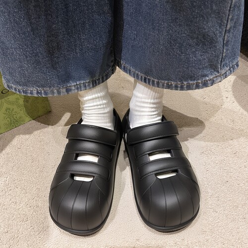 2026春夏新款玛丽珍洞洞鞋女夏季居家室内软底外穿防滑包头拖鞋女