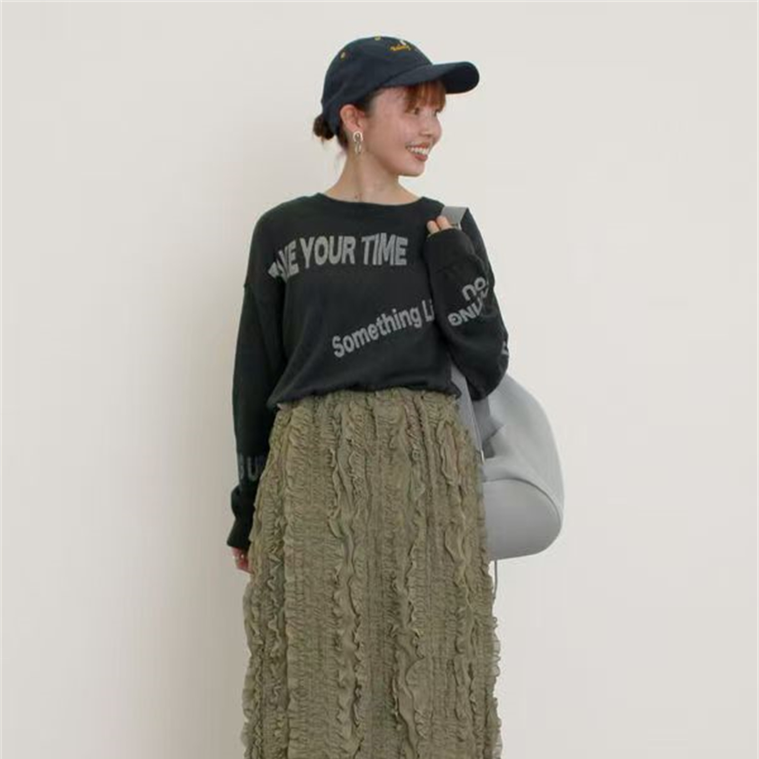 FB4-1有字母针织开衫