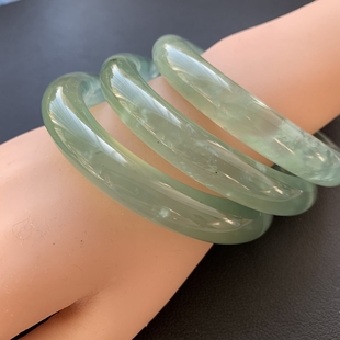 【瑕】F33天然岫玉雪花棉绿冰暴风雪女款手镯一物一图可选