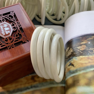 【夏上新】天然岫玉白玉奶白色手镯纯白色口径齐全叮当镯细条