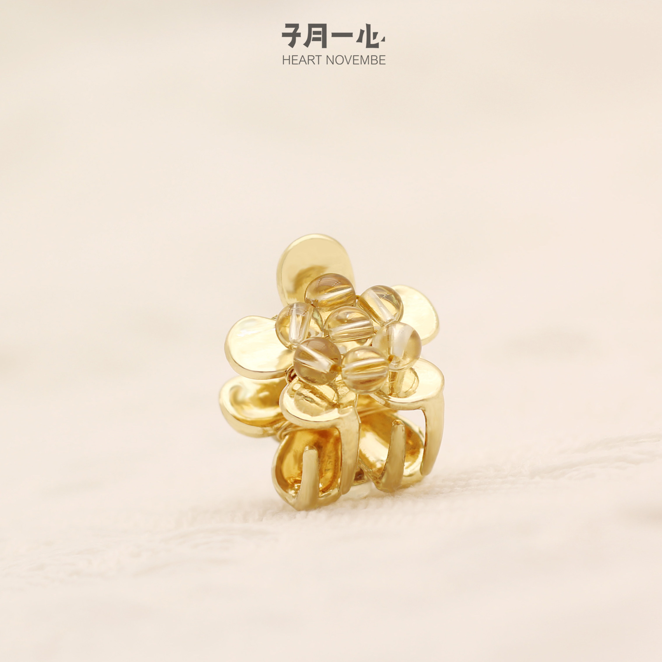 公主头金属小抓夹天然黄水晶花朵甜美纯手工金色小号迷你夹子一对
