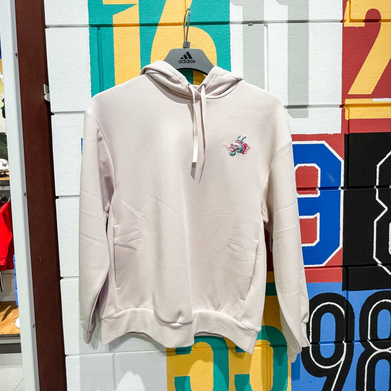 阿迪达斯女子卫衣2024春新年款祥龙刺绣保暖连帽休闲套头衫JE6102