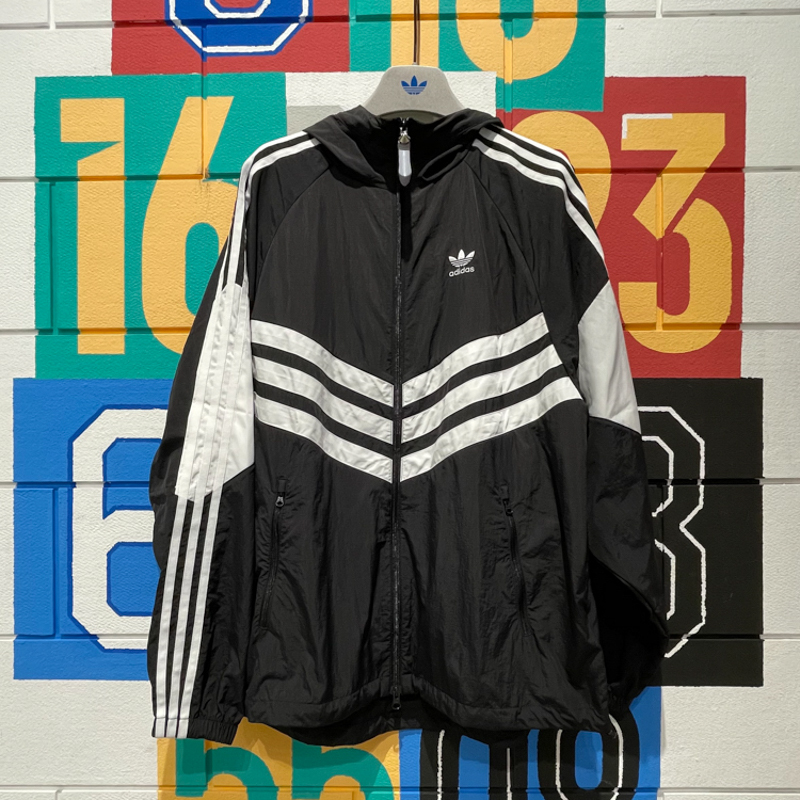 阿迪达斯撞色连帽运动夹克外套