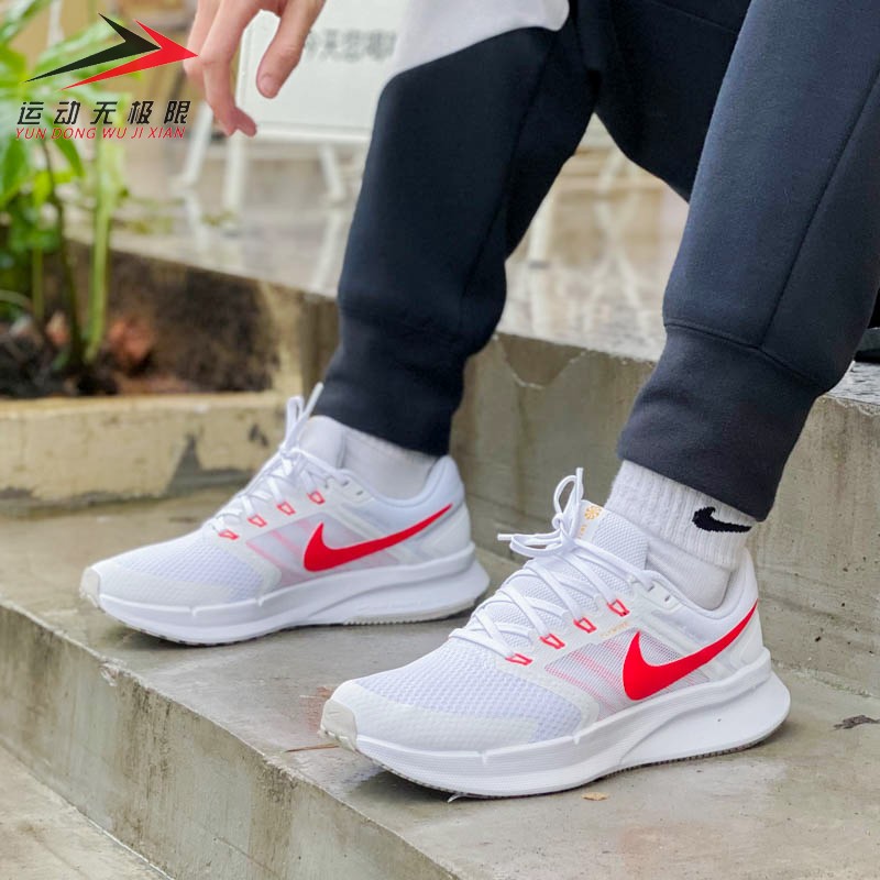 正品耐克男鞋透气运动缓震跑步鞋