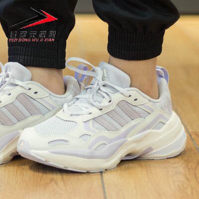 阿迪达斯女鞋休闲低帮耐磨跑步鞋