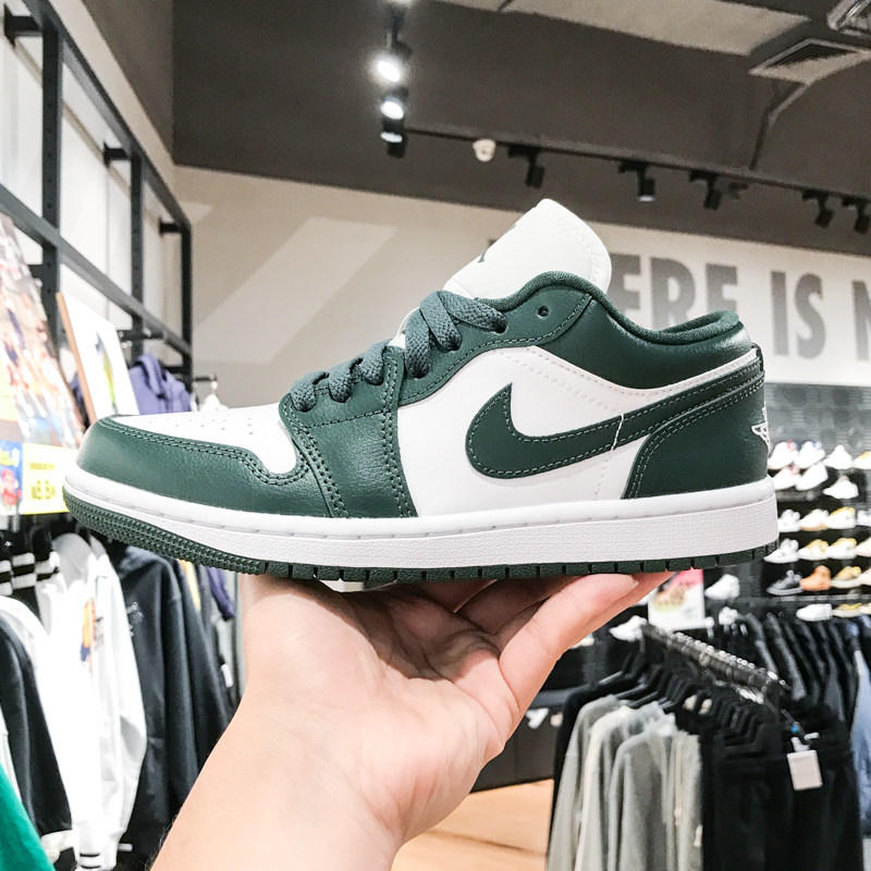NIKE耐克男鞋休闲低帮板鞋