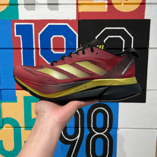 ADIDAS阿迪达斯男女2025蛇年新年款缓震透气轻便玻纤柱跑鞋JS1919