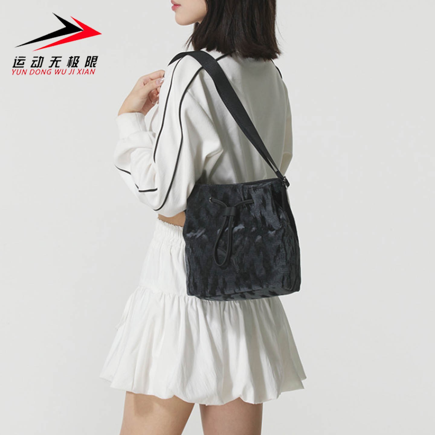 Puma彪马女子2025新款复古印花可调节休闲斜挎包单肩包 091841-01