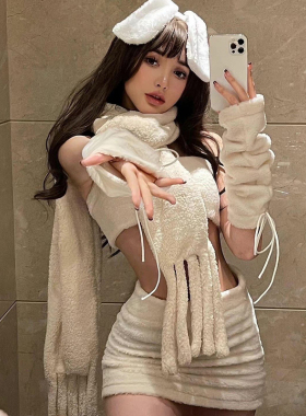 纯欲性感气质绑带袖套毛毛裹胸保暖软妹白色包臀裙子圣诞冬连衣裙