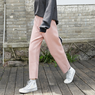 粉红色裤子女2026新款奶奶裤春秋小个子休闲哈伦萝卜运动大码女裤