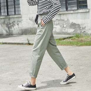 浅军绿色裤子女2026新款工装裤女夏季薄款小个子直筒休闲哈伦女裤