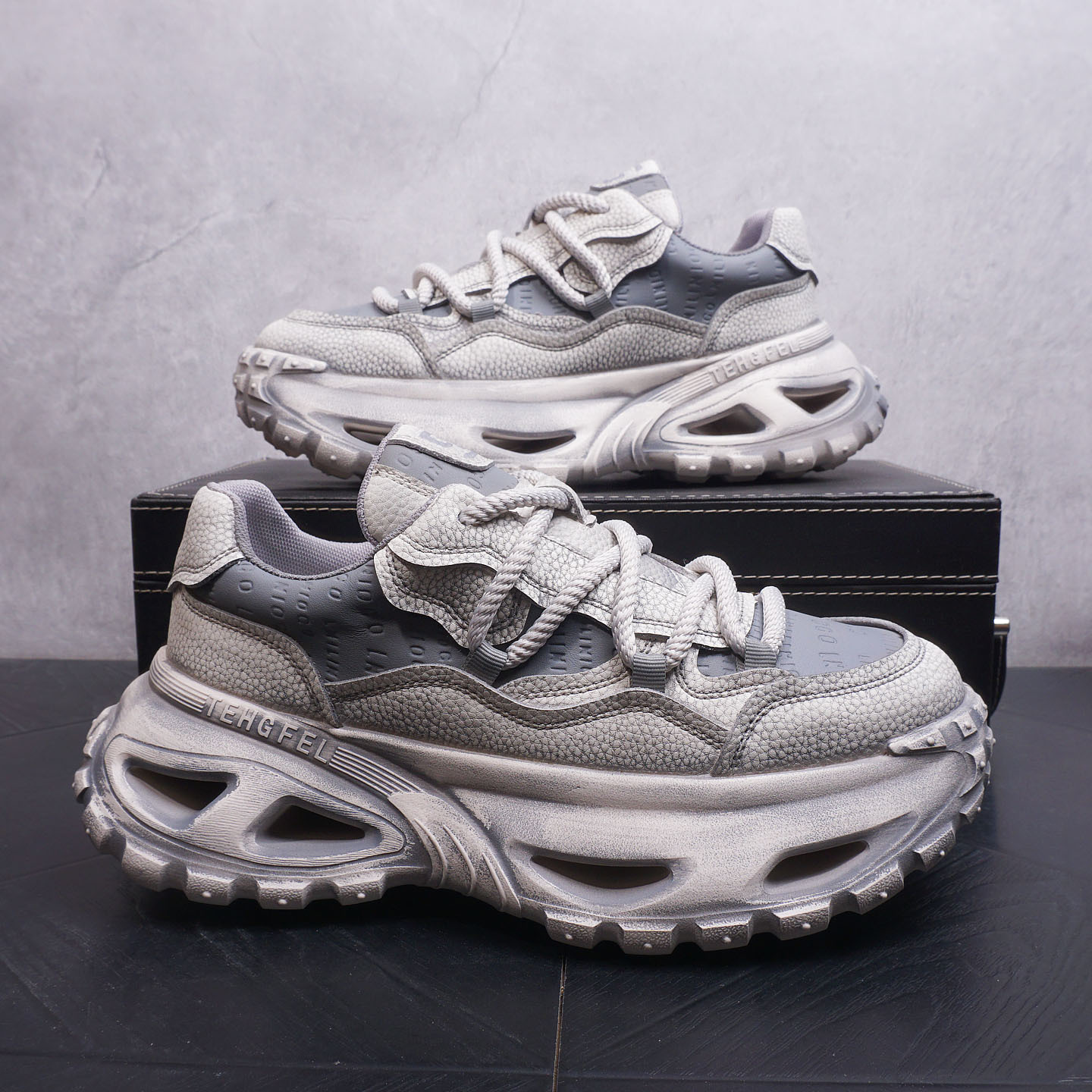 新款老爹鞋男款厚底内增高运动鞋