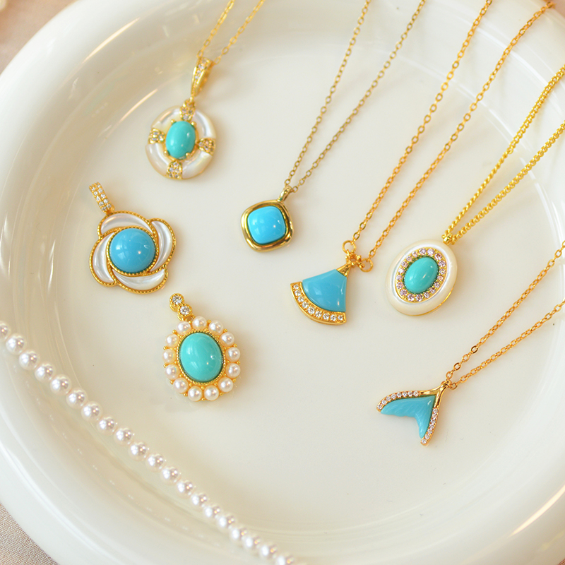 新品  天然绿松石S925银镀18K金精致白贝母珍珠吊坠锁骨项链扇形