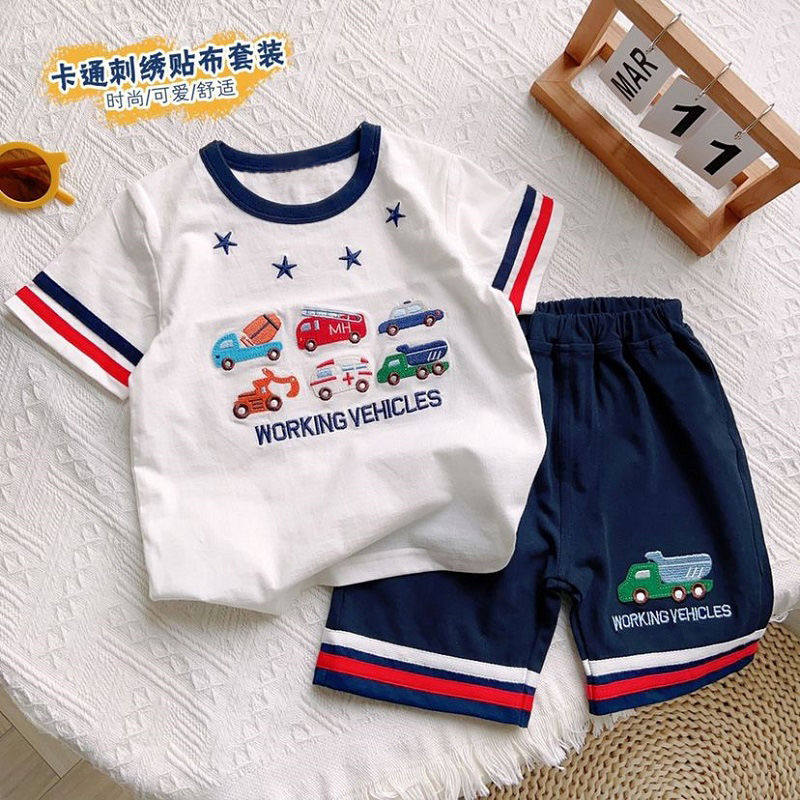 男女童夏季短袖套装中小儿童刺绣工程车图案T恤+短裤运动两件套,运动/瑜伽/健身/球迷用品,情侣装泳衣,淘宝优惠券,粉丝福利购,淘宝优惠卷