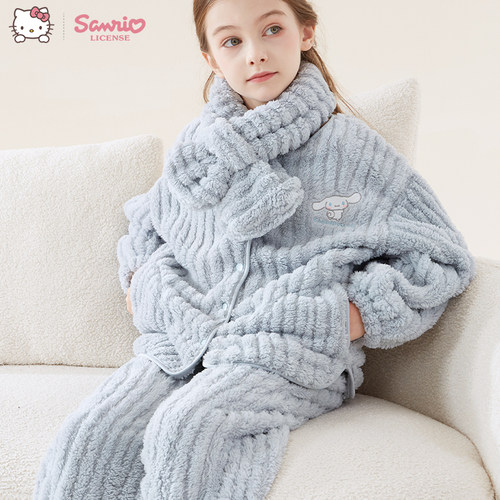 三丽鸥玉桂狗舒棉绒锁温睡衣套装