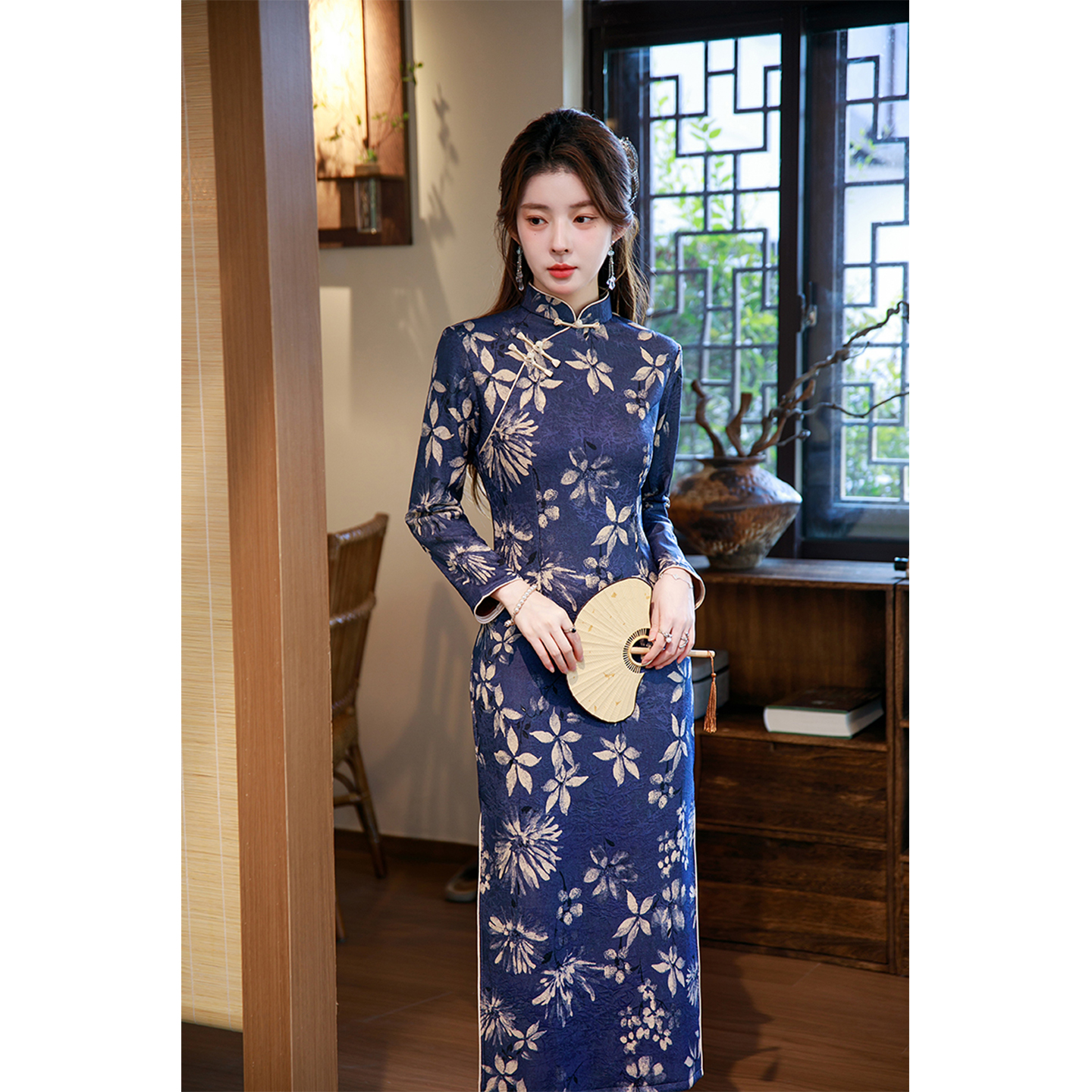 蓝色印花旗袍2025新款秋冬女