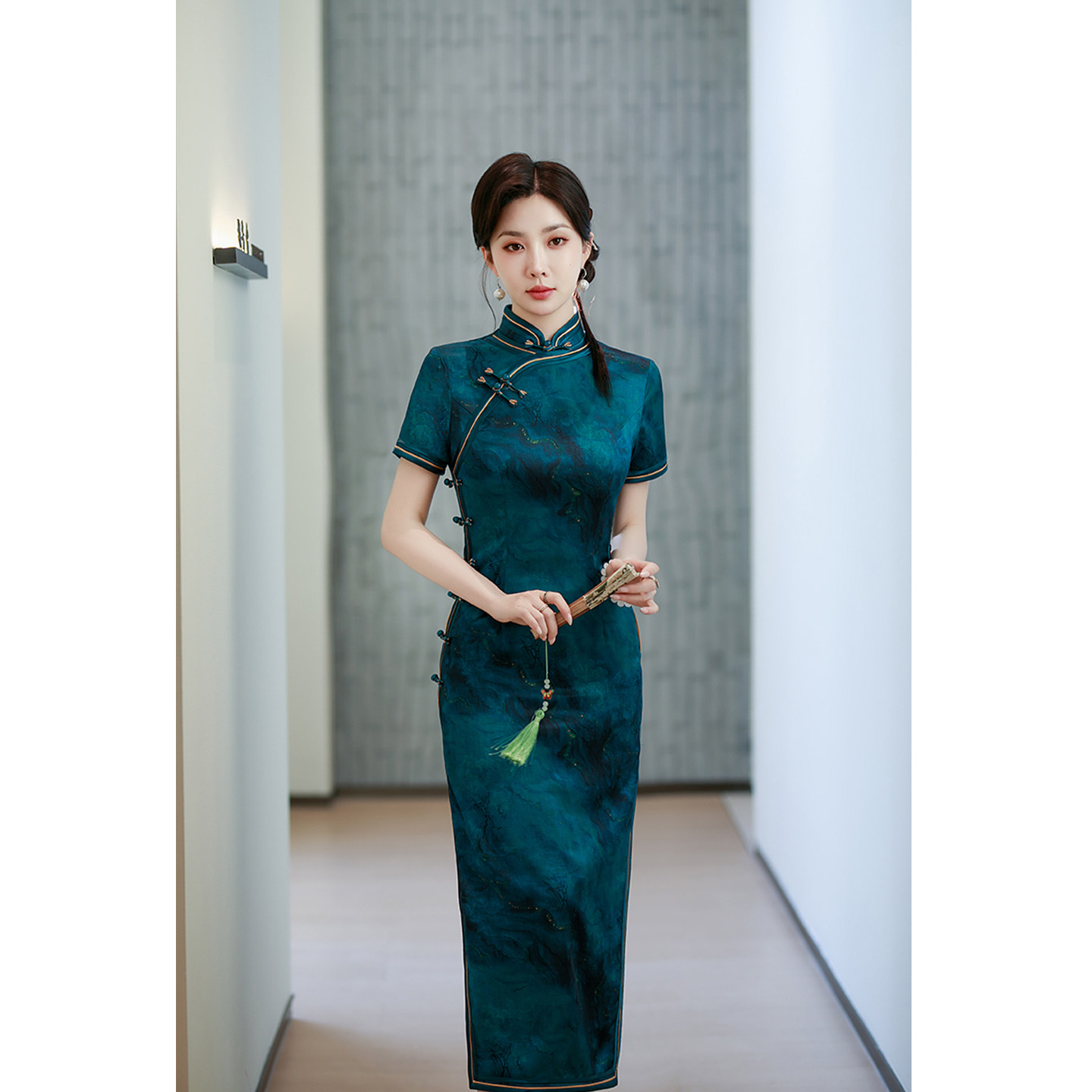 高端绝美新中式旗袍长款2026新款复古改良妈妈国风连衣裙日常可穿