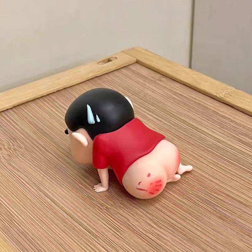 小新手办光pp挨揍蜡笔小新