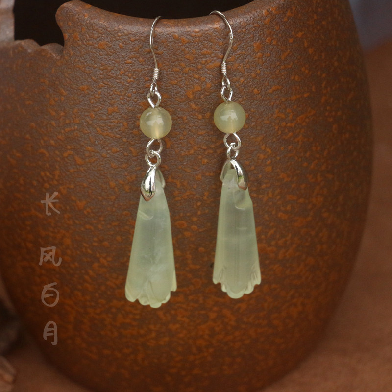 古代气质玉兰花朵耳环复古大气高级百搭耳饰岫玉耳坠古风耳夹女饰