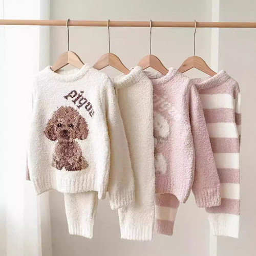 24半边绒家居服卡通3岁