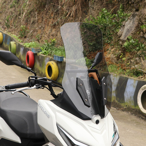 赛科龙RT150S前挡风加高风挡