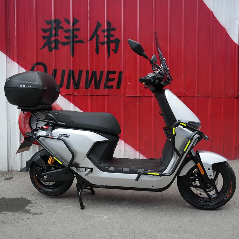 尾翼支撑电动车后货架九号M95C+