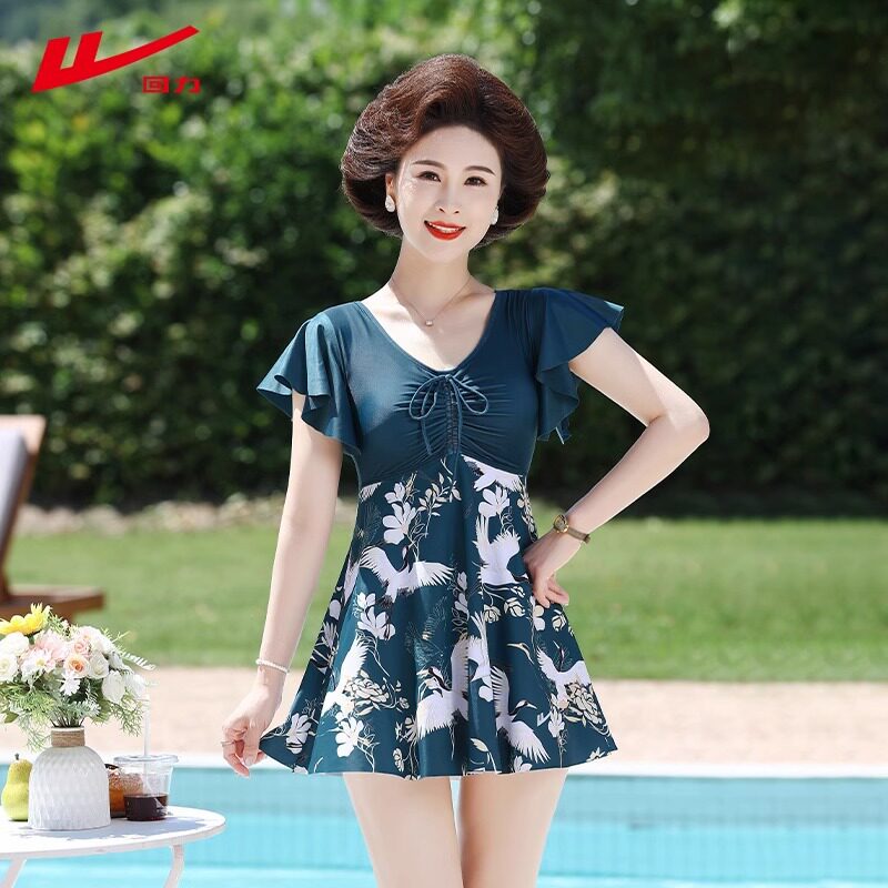 回力妈妈泳衣女保守中年2025年新款遮肚显瘦大码中老年连体泡温泉