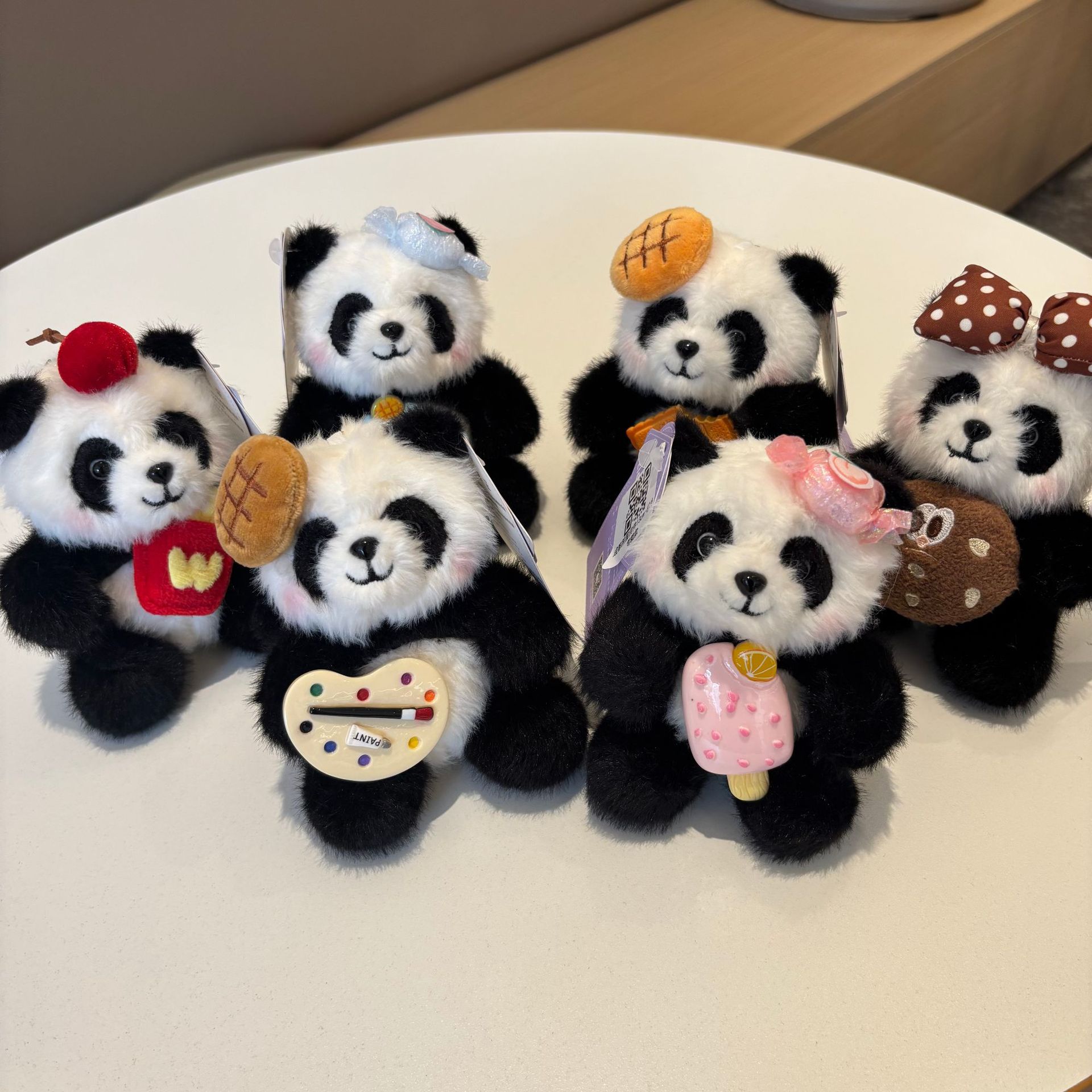 可爱挂件毛绒生日礼物成都熊猫花花毛绒公仔包包挂饰钥匙扣纪念品