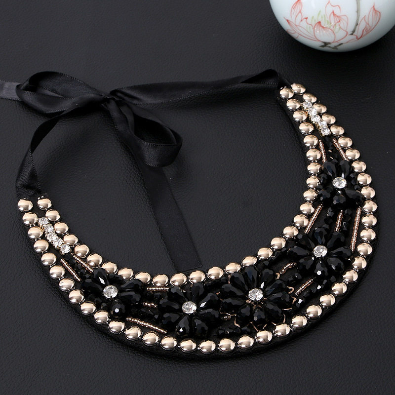 2019 NEW PRODUCTS VERSATILE CLOTHING DECORATION COLLAR KOREAN VERSION MOON FLORET FAKE COLLAR CRYSTAL FAKE COLLAR NECKLACE