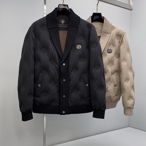 25425P365 25冬季新款 90%白鸭绒翻领休闲羽绒服  控498图片