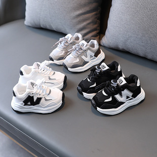 男童鞋子2026春秋季新款3儿童运动鞋女童网面鞋4宝宝鞋子5岁6透气