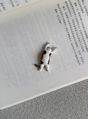 「胸针很忙」自制一只伸懒腰的猫！无痕磁吸扣胸针吸铁石学生礼物