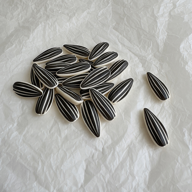 「胸针很忙」自制一颗瓜子胸针！创意无痕磁吸扣学生男女配饰礼物