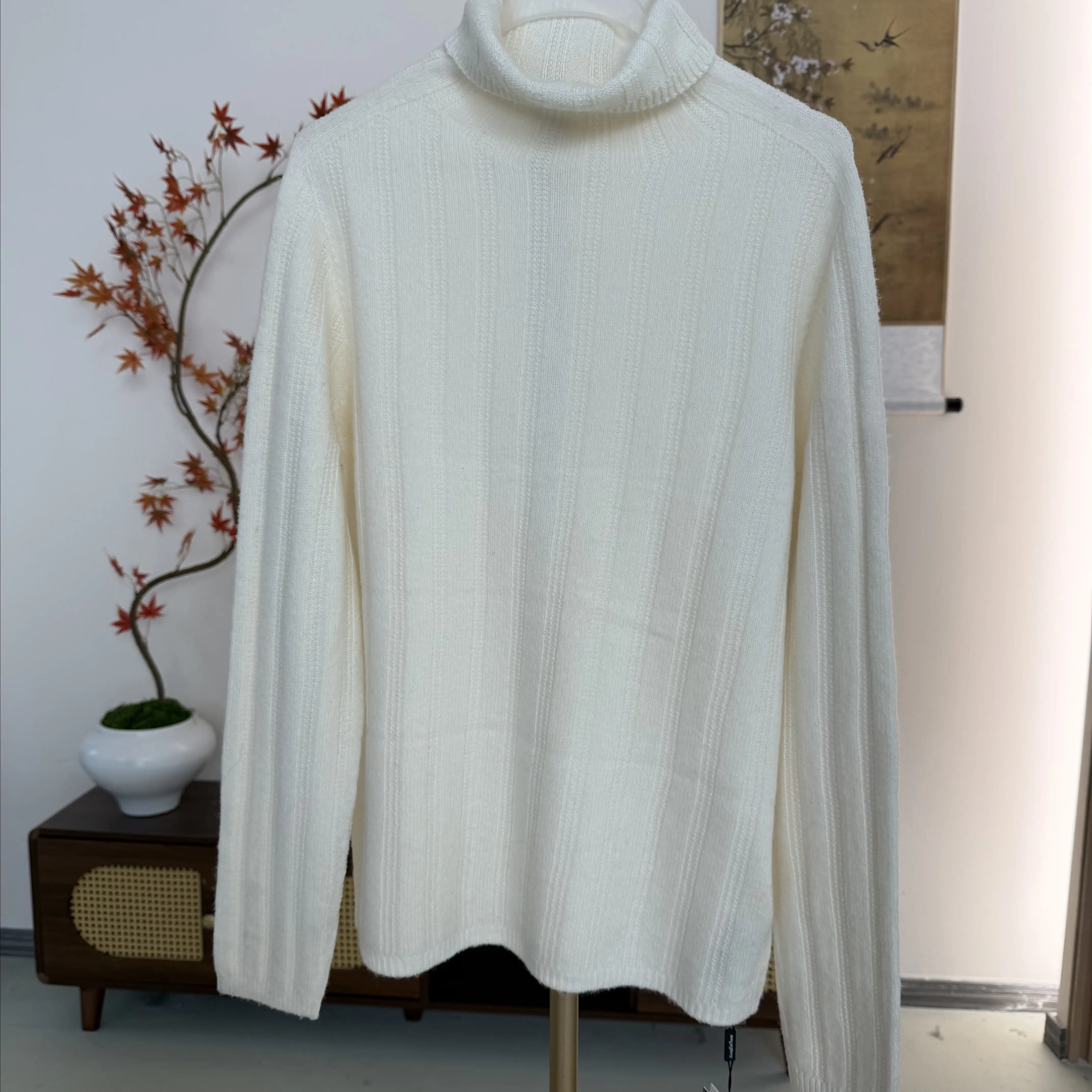 凤轩阁  2025新款 无缝山羊绒高领针织衫 10087