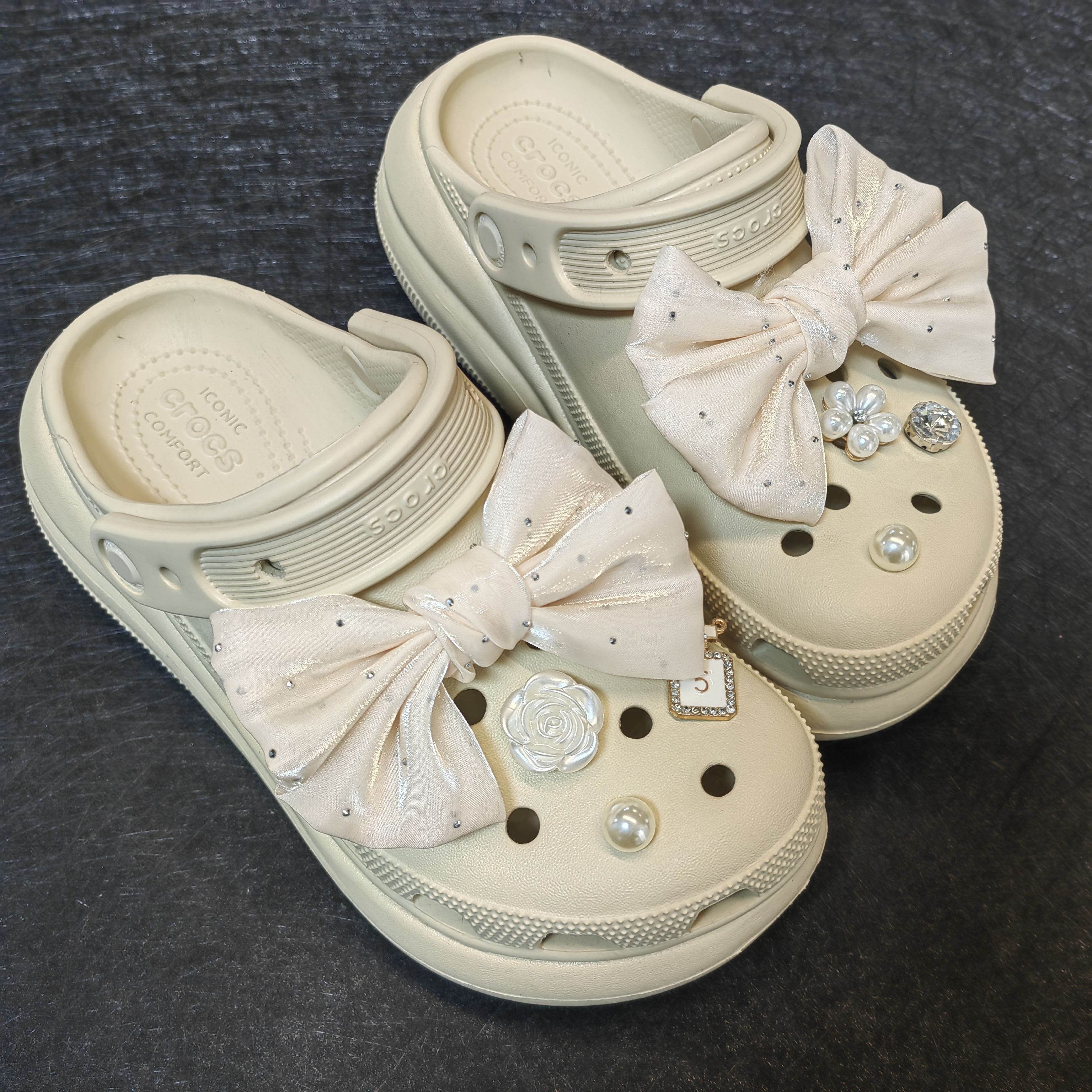 银色蝴蝶结鞋扣适配crocs洞洞鞋鞋花暗黑风纽扣爱心diy装饰配件扣