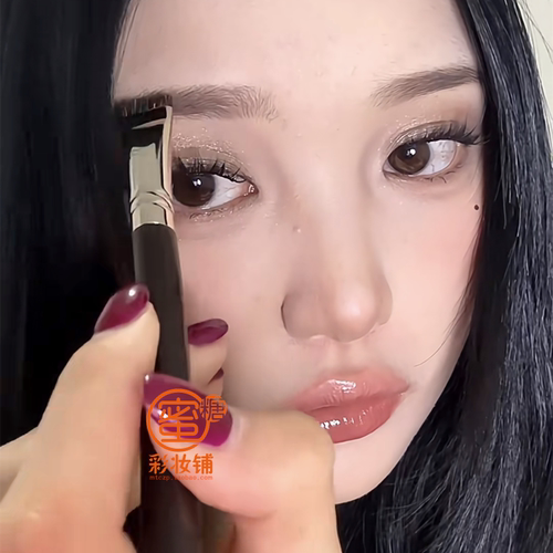 就这么一笔两笔三笔 眉毛就画好了 大号眉刷小马毛宽眉刷野生雾眉