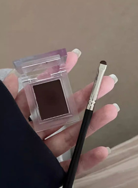 宝藏啊 眼影画眼线太好画了吧▲眼睑下至单色腮红two shot打底白
