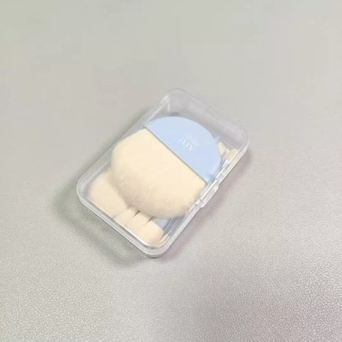 就能轻松搞定全套彩妆不占空间