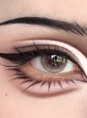 邪修就是快！谁还不会画自然感下睫毛！cos四叉眉笔下睫毛眼线笔