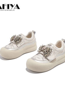 索菲娅Safiya2025秋冬新款时尚舒适轻便休闲百搭潮流鞋SFD4112B96