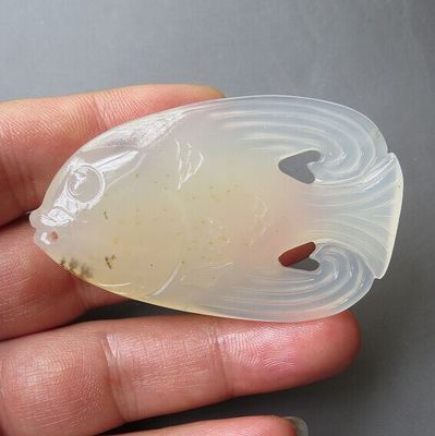 33.5克天然正品A货俏色水草黄龙玉鱼吊坠 特价黄龙玉立体雕件