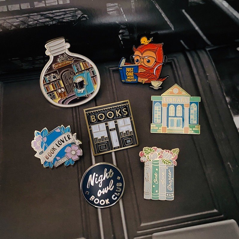 阅读爱好者金属徽章文艺胸针书虫图书馆学生学霸饰品礼物