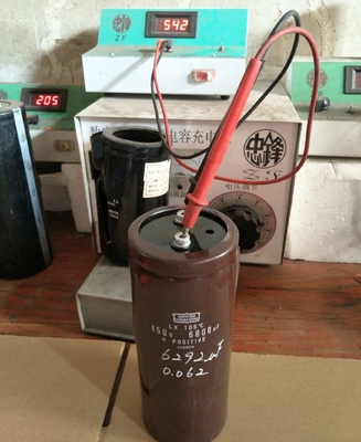 黑金刚 450V6800UF 75*190 LX系 变频器逆变器电梯启动电容