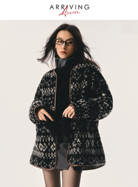 Arriving Arrive【李溪芮同款】复古摇粒绒无领皮边廓形外套上衣