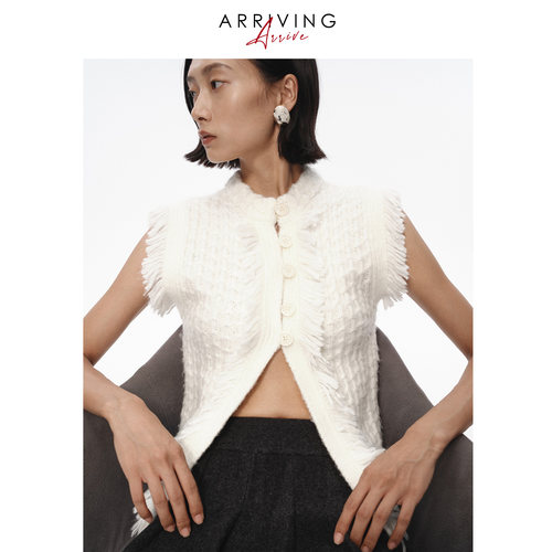 Arriving Arrive 早秋百搭质感白色毛织流苏圆领背心无袖开衫上衣