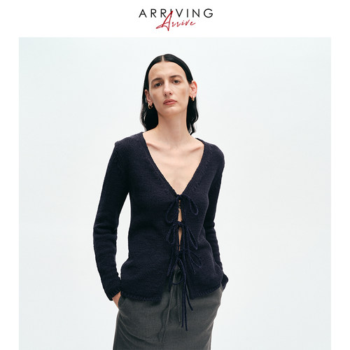 ARRIVING蝴蝶结绑带开衫毛衣