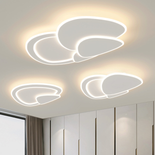 新款 北欧现代简约led温馨大气主卧书房间吸顶灯具 卧室灯创意个性