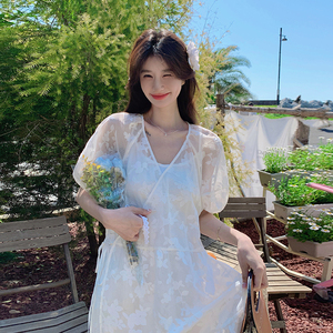 法式甜美茶歇v领连衣裙女2025夏季新款韩版宽松显瘦泡泡袖长裙子图片